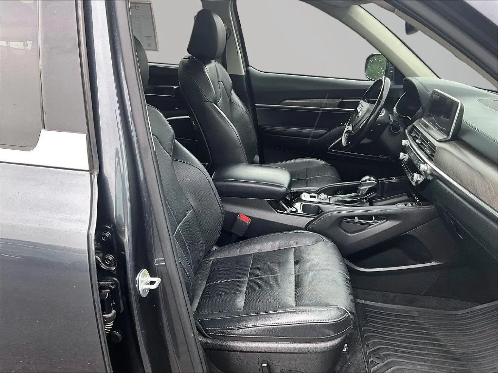 Used 2020 Gray Kia SX image 7