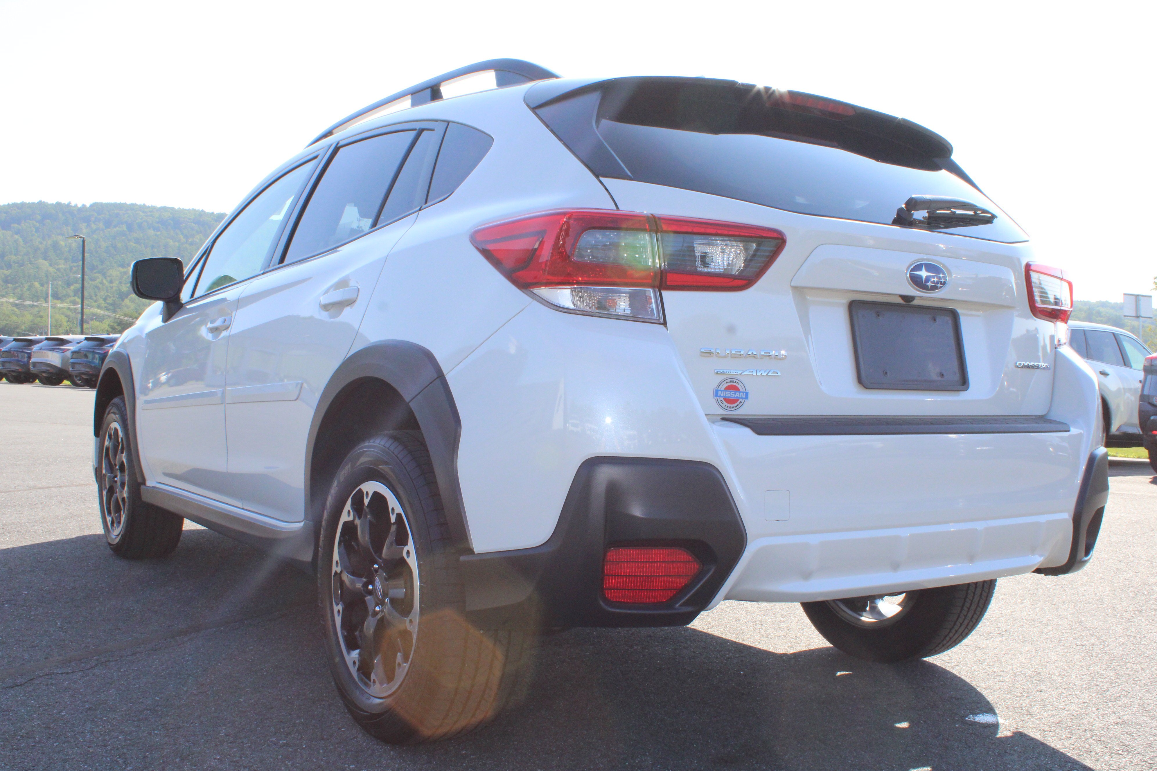 Used 2023 Crystal White Pearl Subaru Premium image 10
