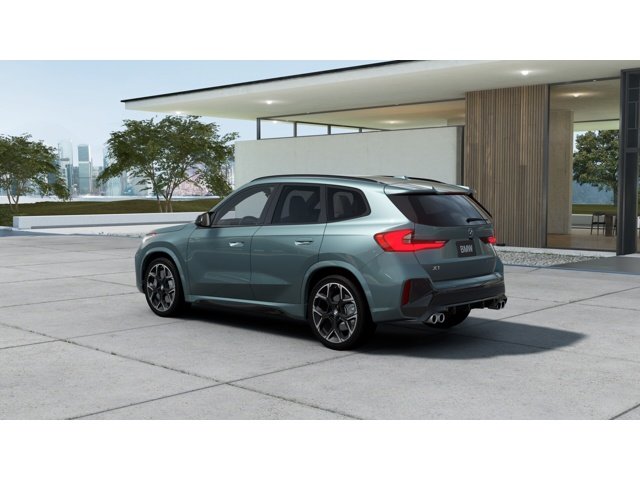 New 2026 Cape York Green Metallic BMW M35i image 2