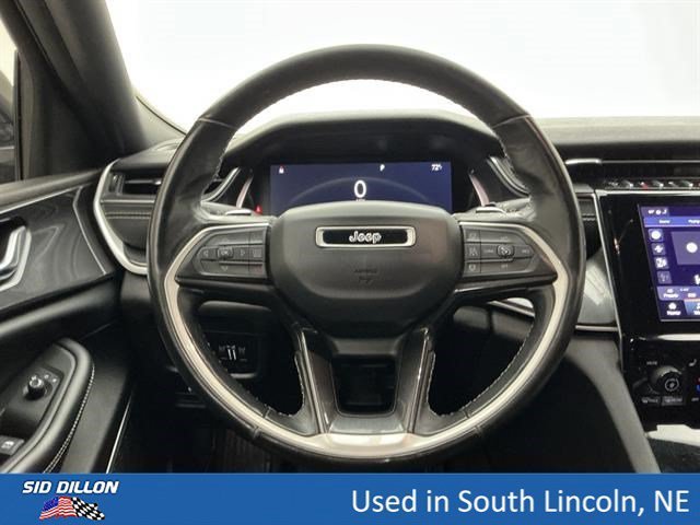 Used 2021 Diamond Black Crystal Pearlcoat Jeep Altitude image 21
