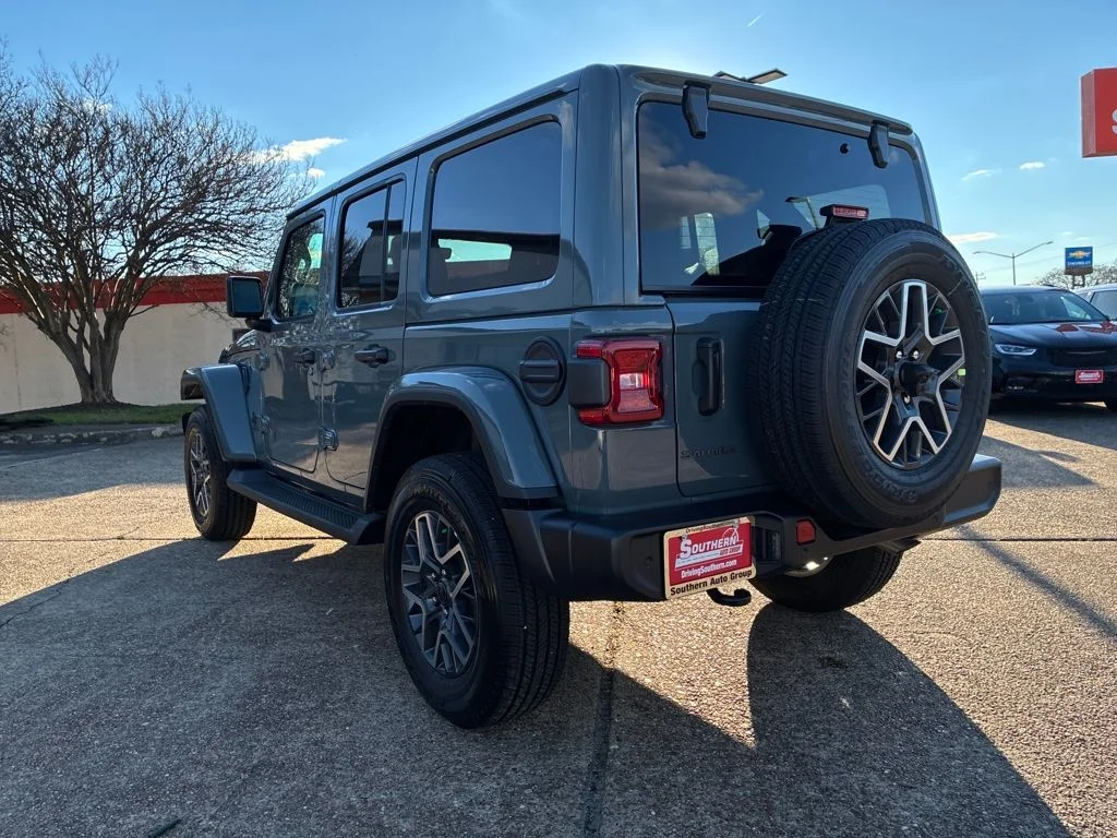 New 2026 Anvil Clear-Coat Exterior Paint Jeep Sahara image 3