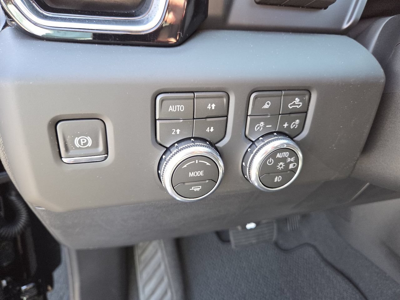 2026 GMC Sierra 1500 Denali - Photo 6