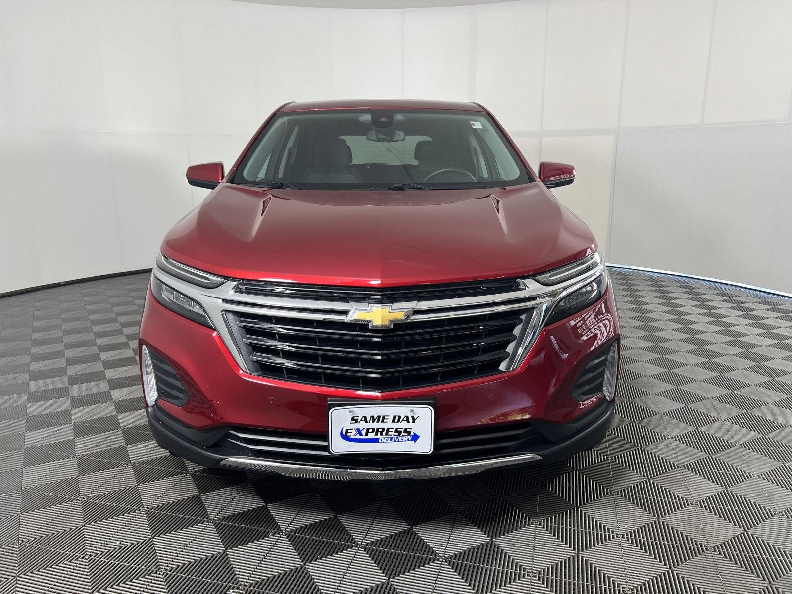 Used 2024 Radiant Red Tintcoat Chevrolet LT image 29