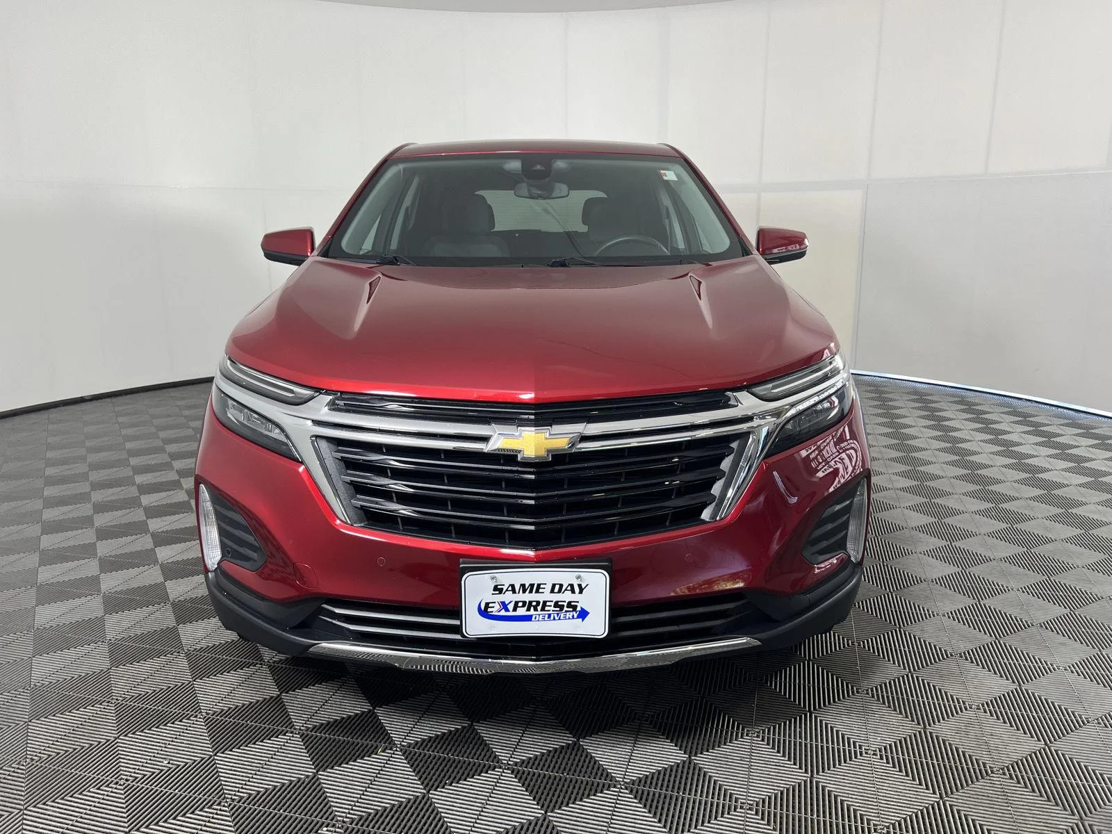 Used 2024 Radiant Red Tintcoat Chevrolet LT image 29