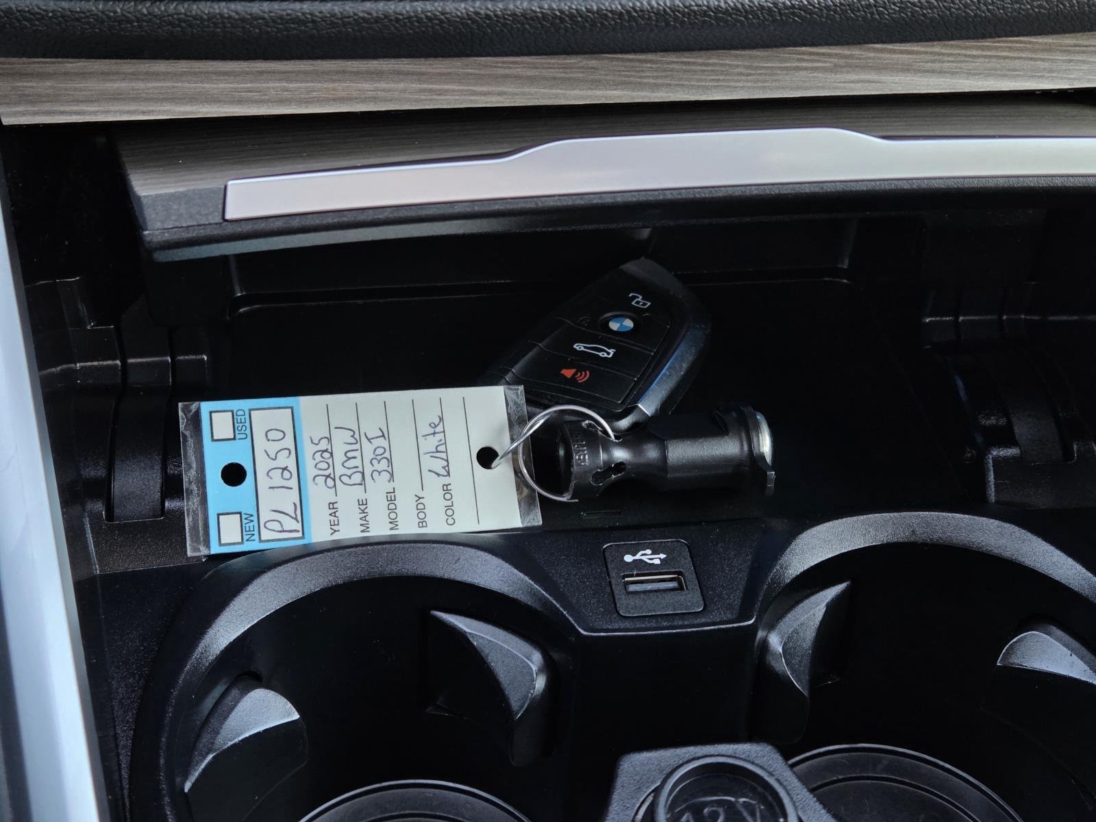 Used 2025 BLACK BMW 330i image 40
