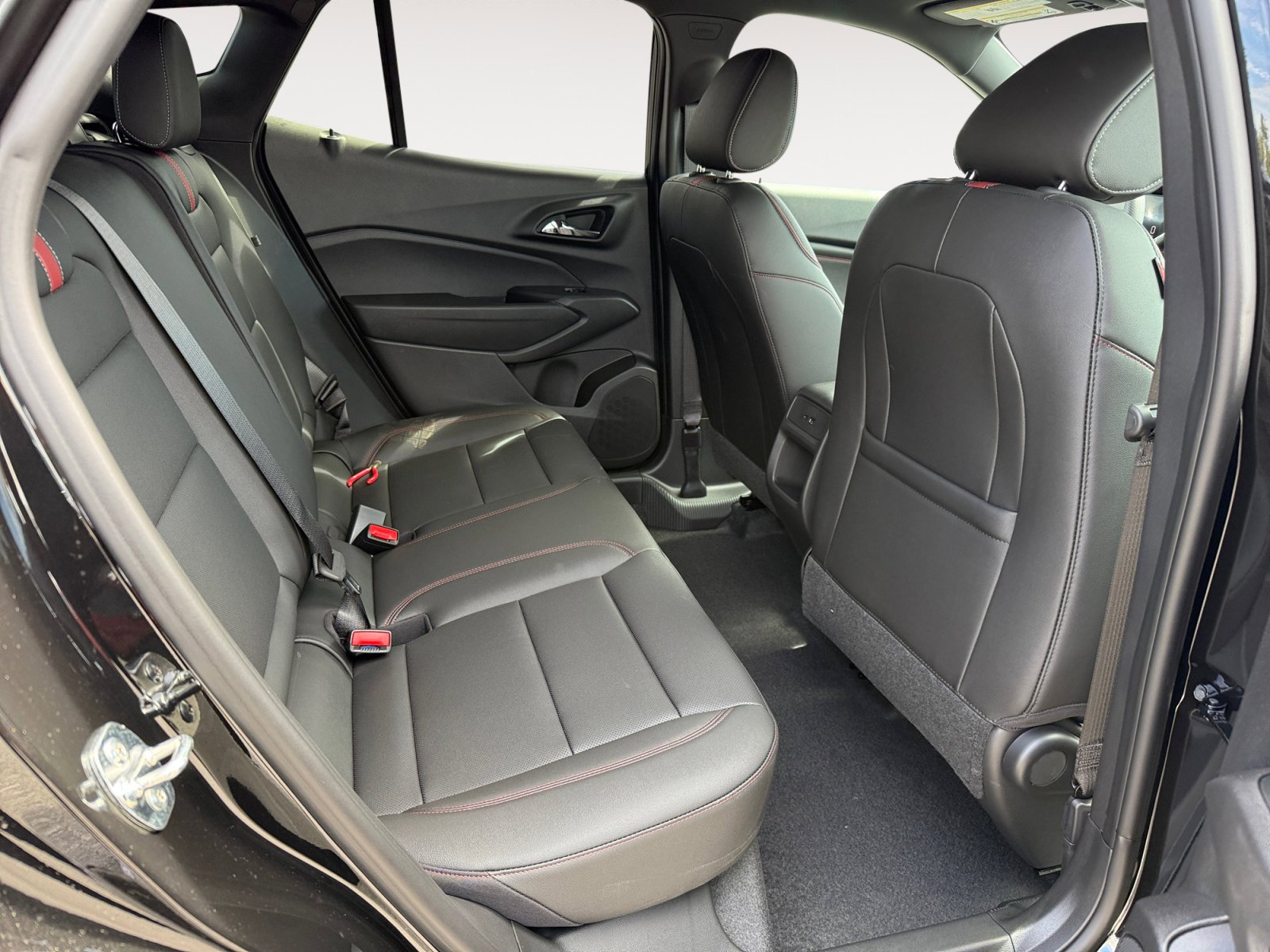 2026 Chevrolet Trax RS - Photo 18