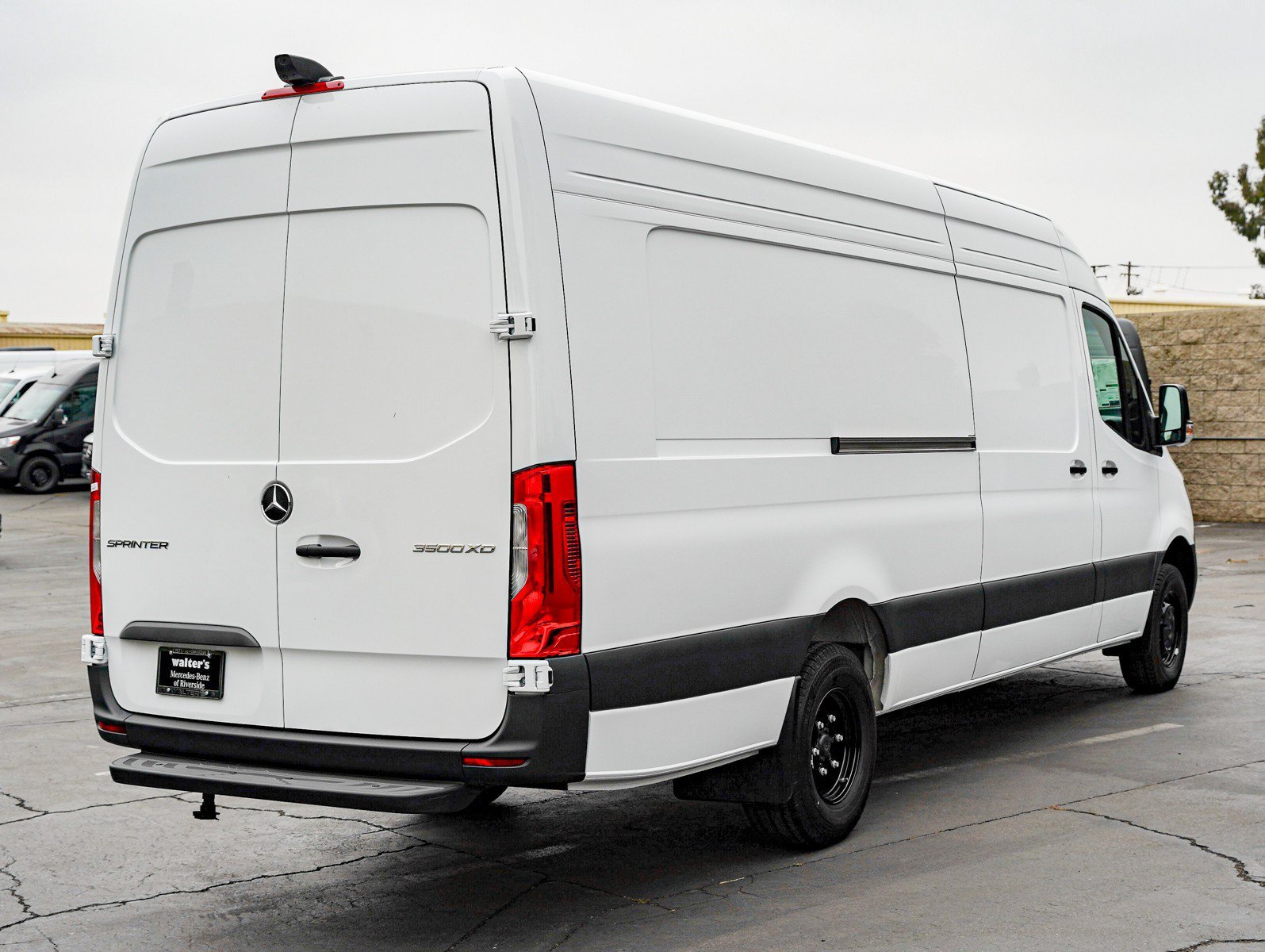 New 2026 Arctic White Mercedes-Benz 3500XD High Roof I4 Diesel HO 170 Extended RWD image 4