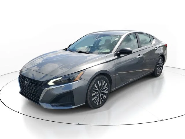 Used 2024 Nissan Altima SV with VIN 1N4BL4DV7RN333296 for sale in South Holland, IL