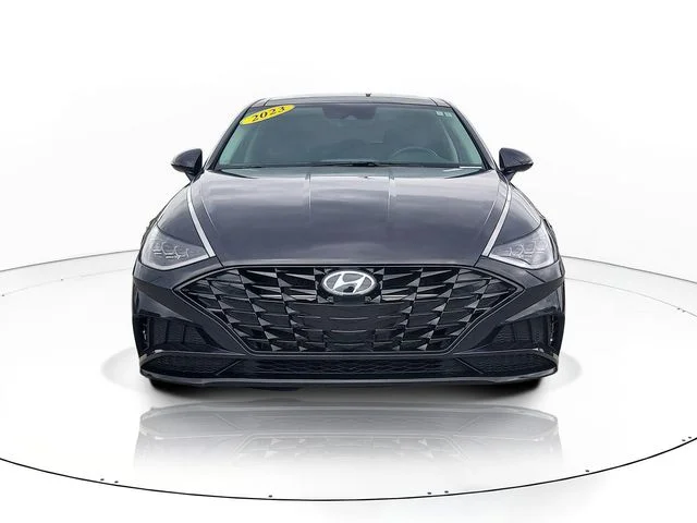 Used 2023 Blue Hyundai SEL image 2