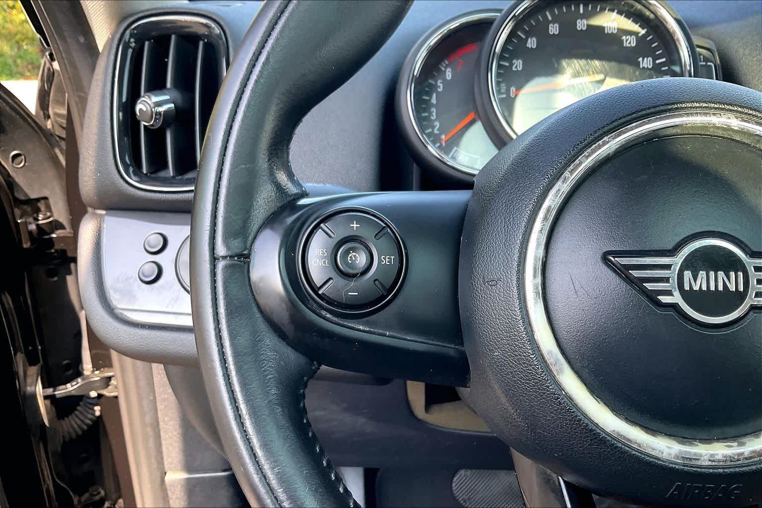 Used 2020 Midnight Black Metallic MINI Cooper image 25