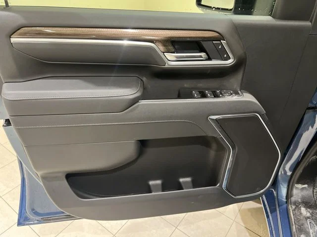 New 2026 Blue Chevrolet LT image 20