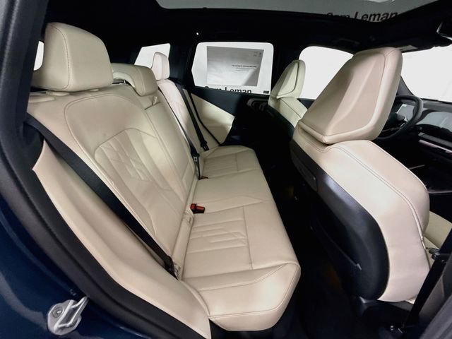 New 2026 Blue Metallic BMW 30 xDrive image 27