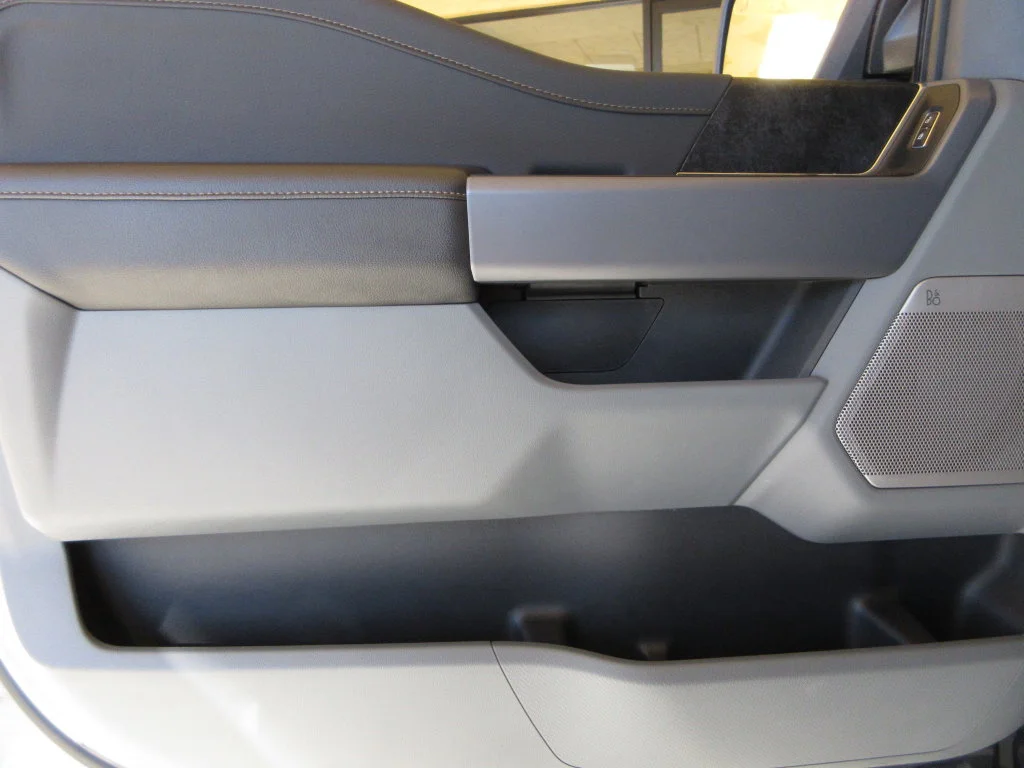 Certified Used 2025 Carbonized Gray Metallic Ford Flash image 10