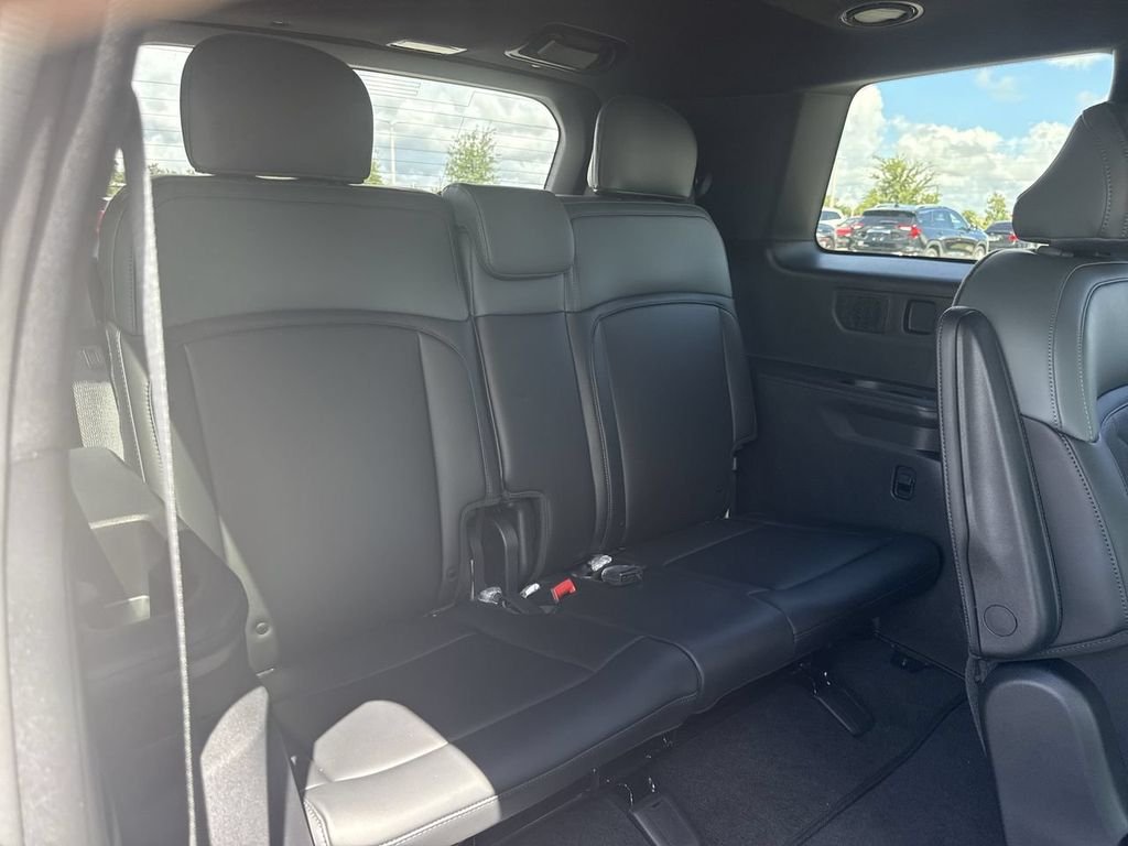 New 2027 Glacial White Pearl Kia X-Line SX image 29