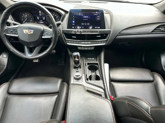 Used 2020 Black Cadillac Sport image 16
