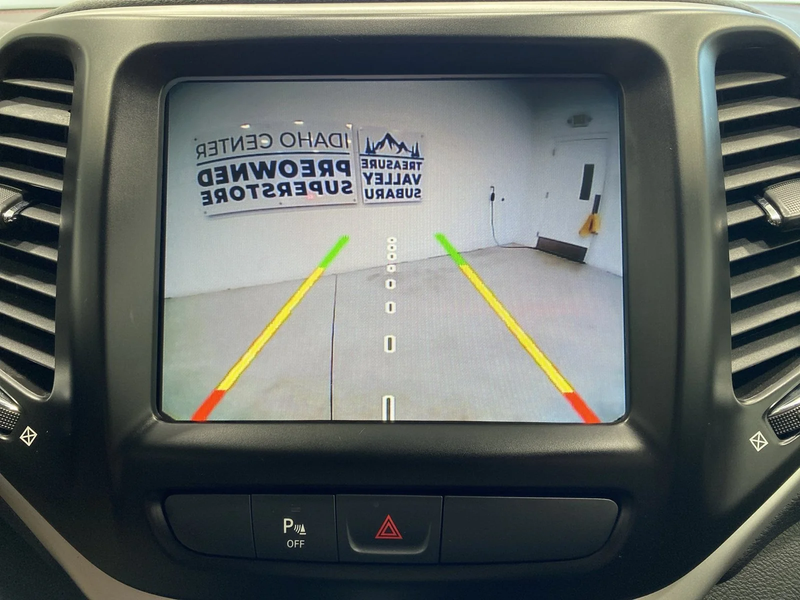Used 2018 White Jeep Trailhawk image 17