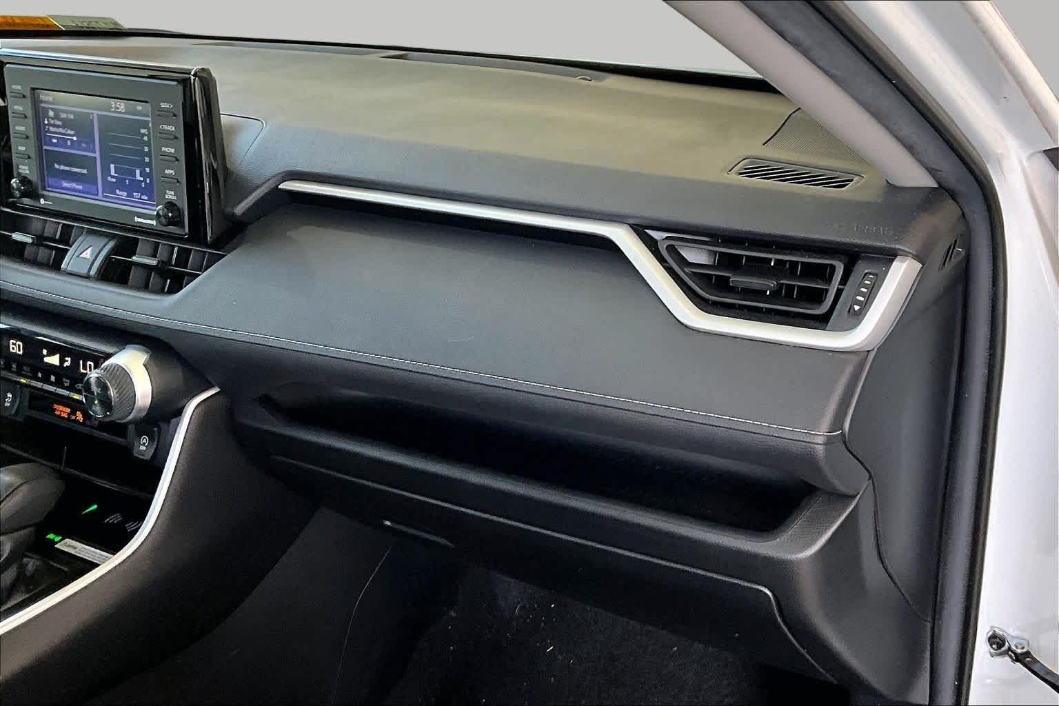 Used 2021 Super White Toyota XLE image 18