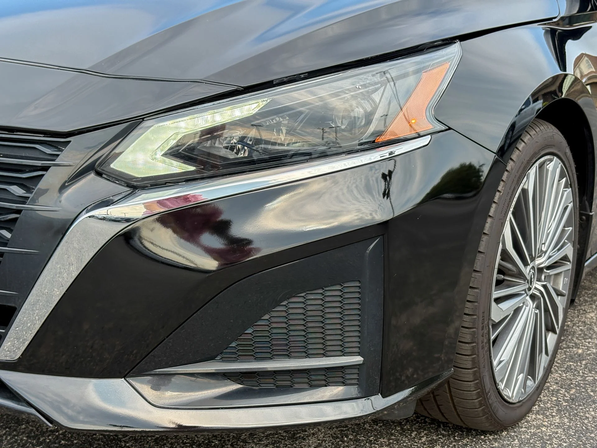 2024 Nissan Altima SL - Photo 6