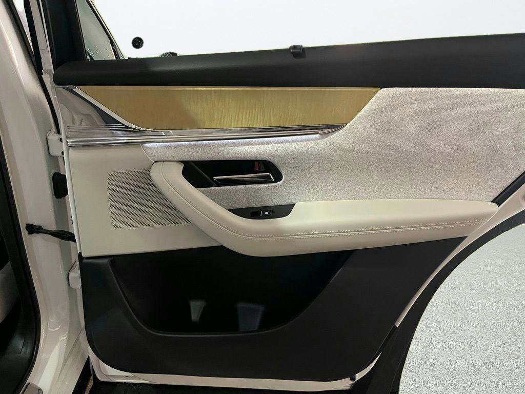 2026 Mazda CX-90 Premium Plus Package - Photo 24