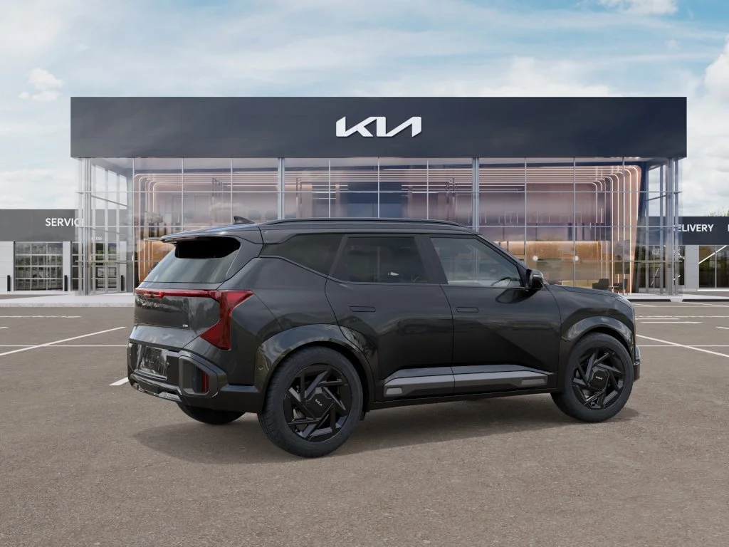 New 2027 Interstellar Gray Kia X-Line SX image 6