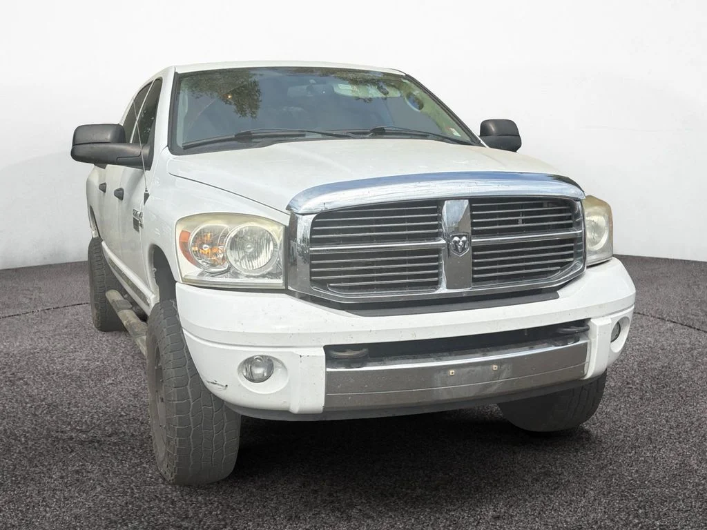 Used 2007 White Dodge Laramie image 4