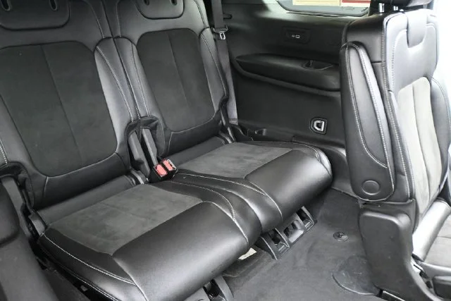 Used 2024 Black Jeep Altitude X image 25