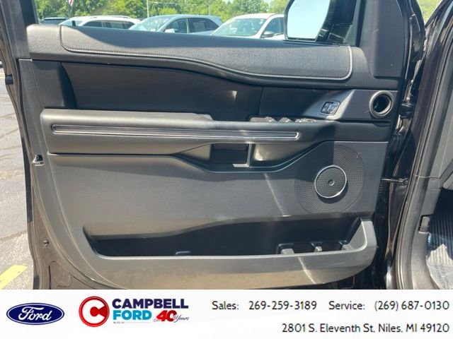 Used 2021 Black Metallic Ford XLT image 30