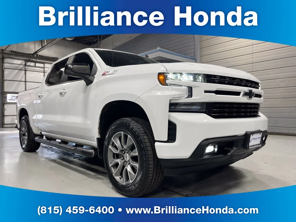 Used 2020 Summit White Chevrolet RST image 1