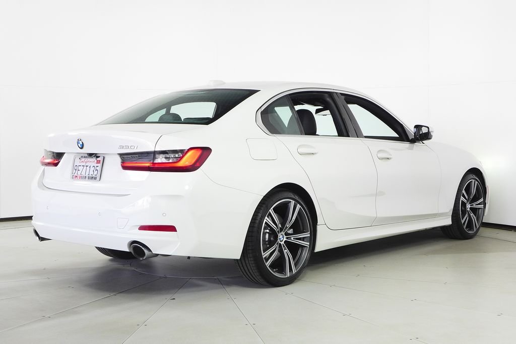 Used 2023 Alpine White BMW 330i image 7