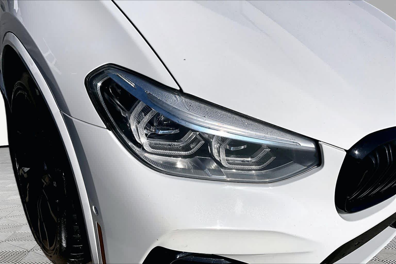 Used 2021 Alpine White BMW  image 27