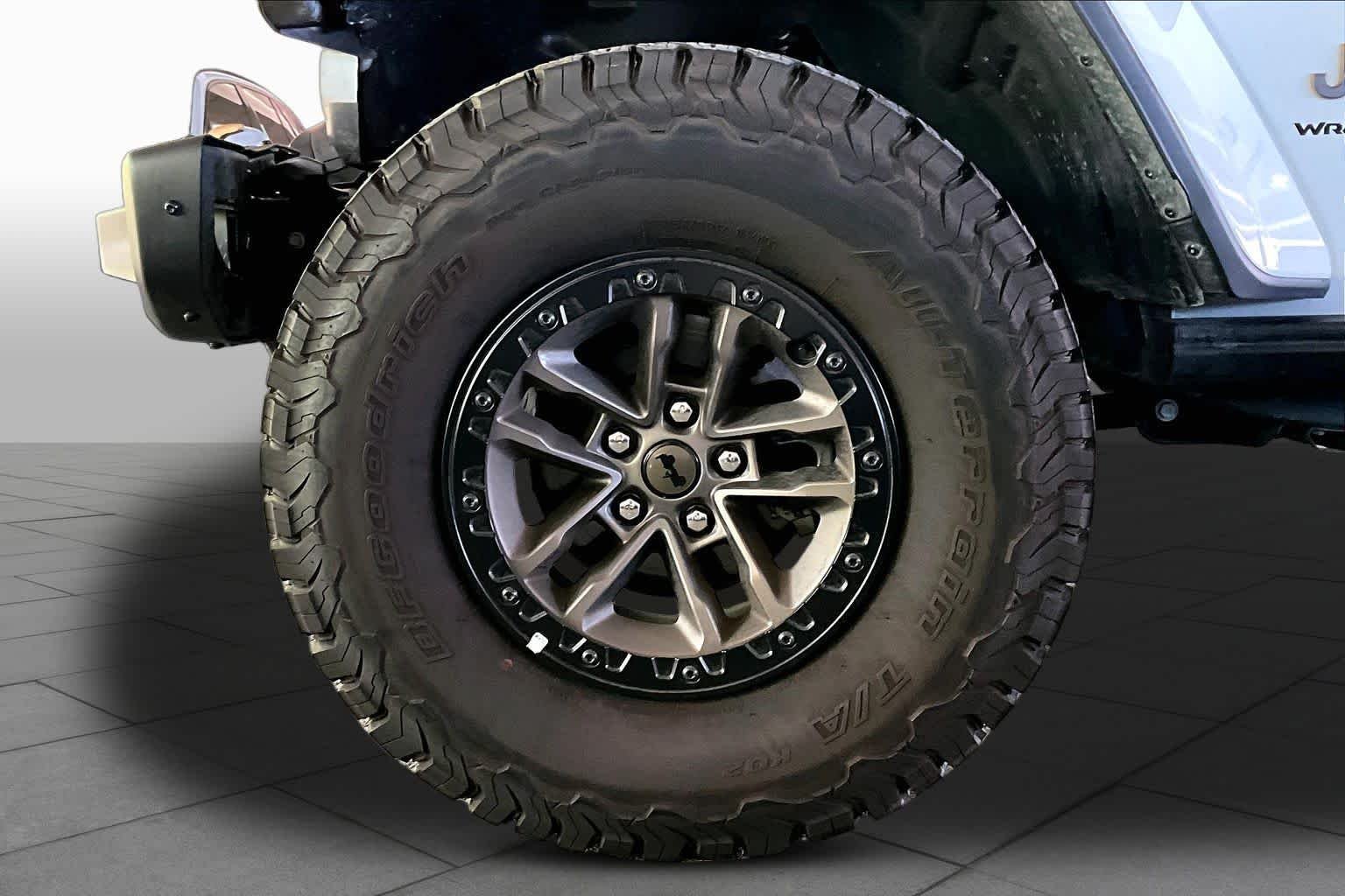 Used 2025 Bright White Clearcoat Jeep Rubicon 392 Final Edition image 10