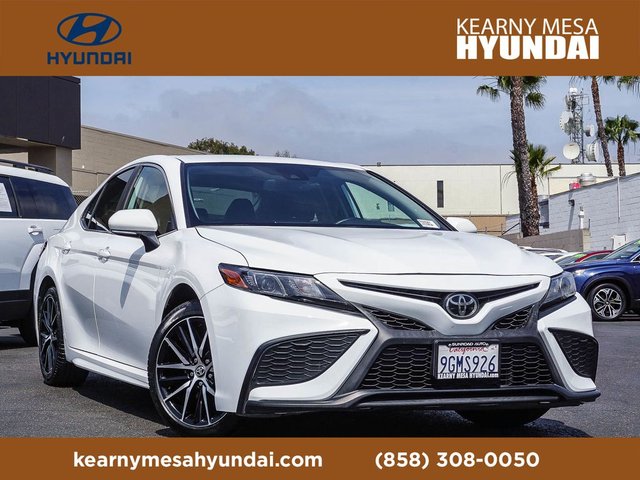 2023 Toyota Camry SE