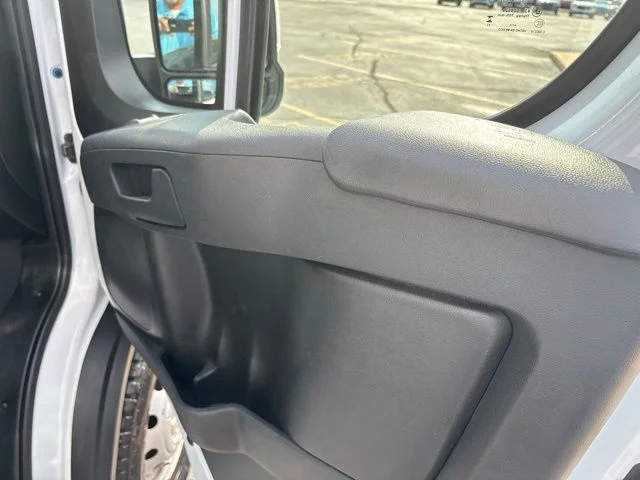 Used 2023 White Ram Base image 12