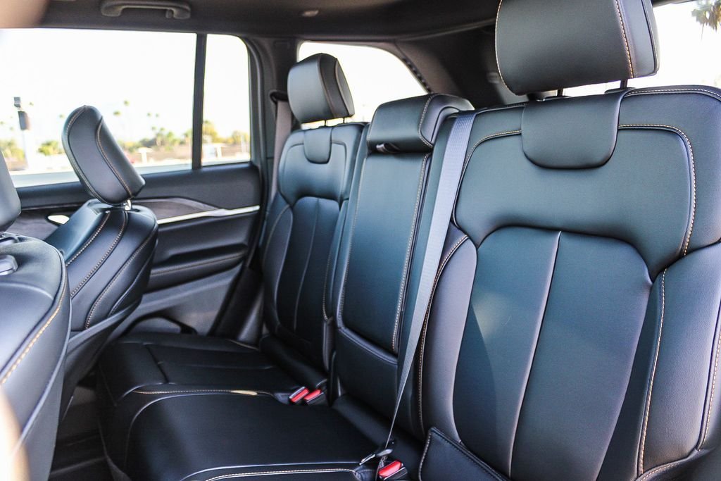 New 2026 Diamond Black Jeep 85th Anniversary Edition image 19