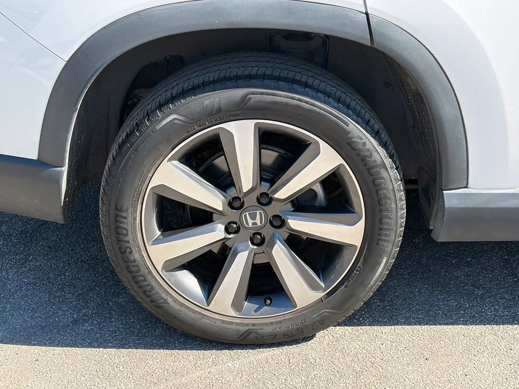 2024 Honda Pilot Touring - Photo 11