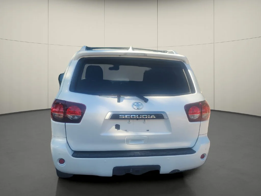 Used 2021 White Toyota Platinum image 6