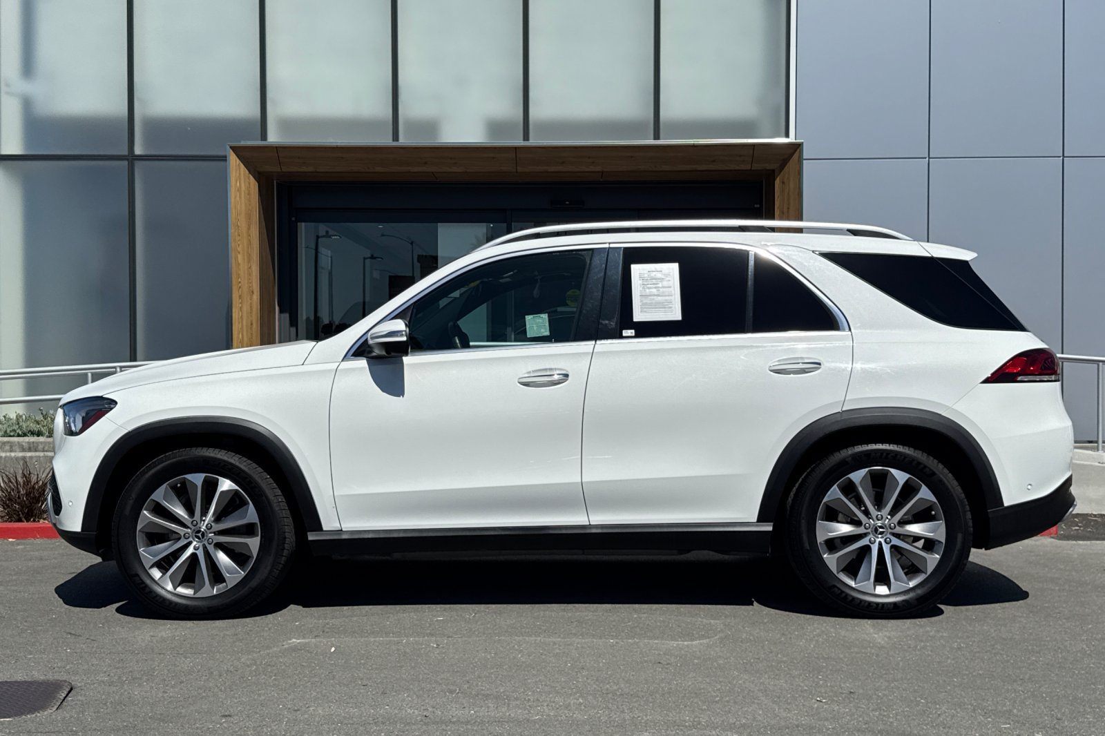 Used 2020 Polar White Mercedes-Benz 350 image 5
