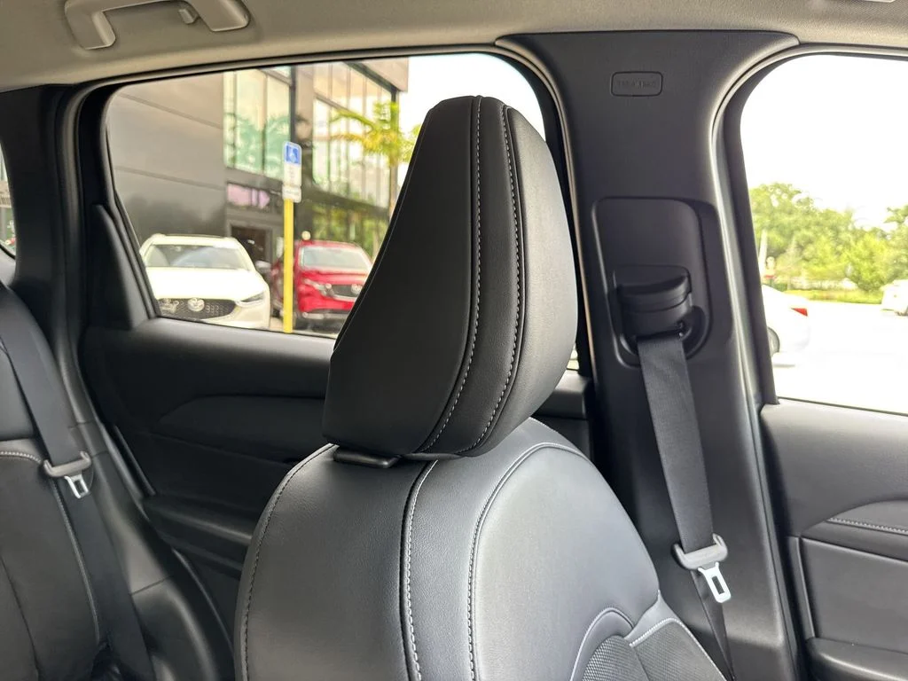 New 2026 Rhodium White Metallic Mazda 2.5 S Preferred AWD image 20
