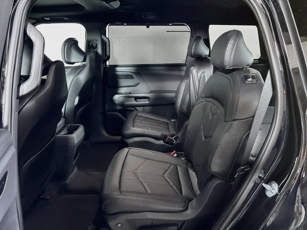 New 2027 Ebony Black Kia X-Line EX image 21