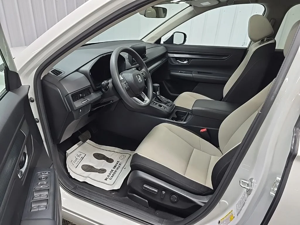 Used 2024  Honda EX image 30