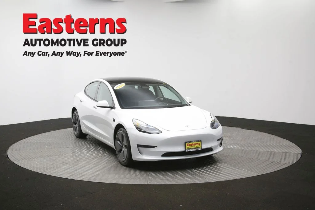 Used 2023 White Tesla Base image 45