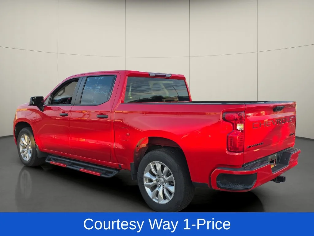 Used 2024 Red Chevrolet Custom image 6