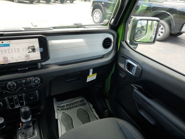 New 2026 Mojito Clear-Coat Exterior Paint Jeep Sport S image 16