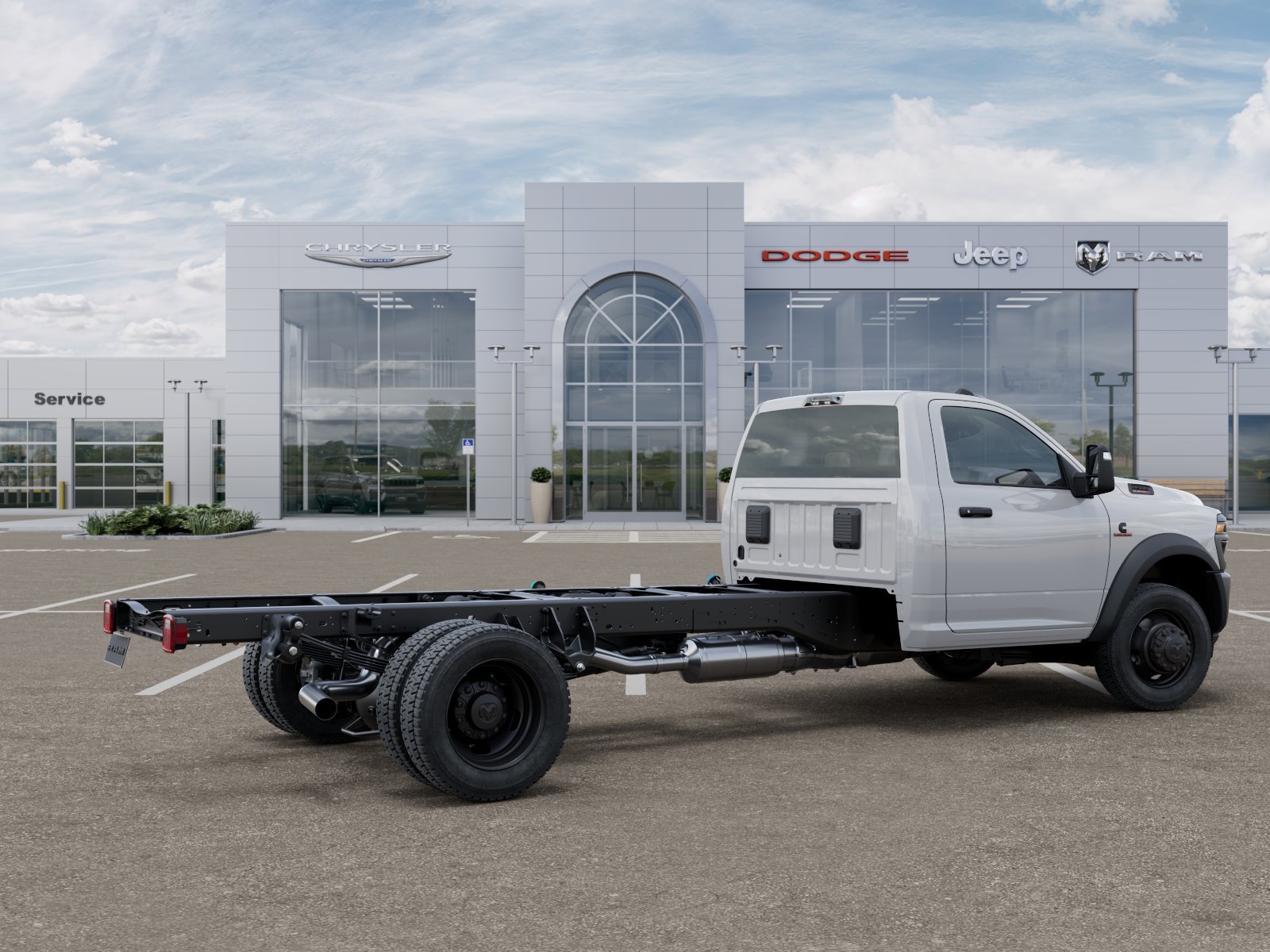 New 2025 Bright White Clearcoat RAM Tradesman image 25