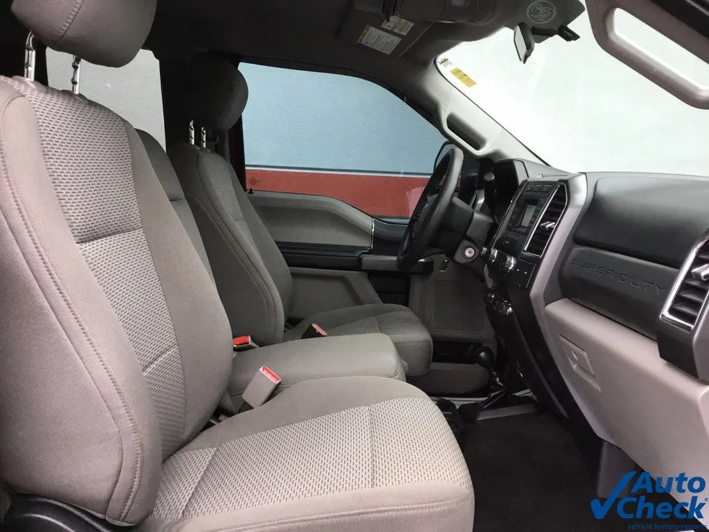 Used 2017 Red Ford XLT image 38