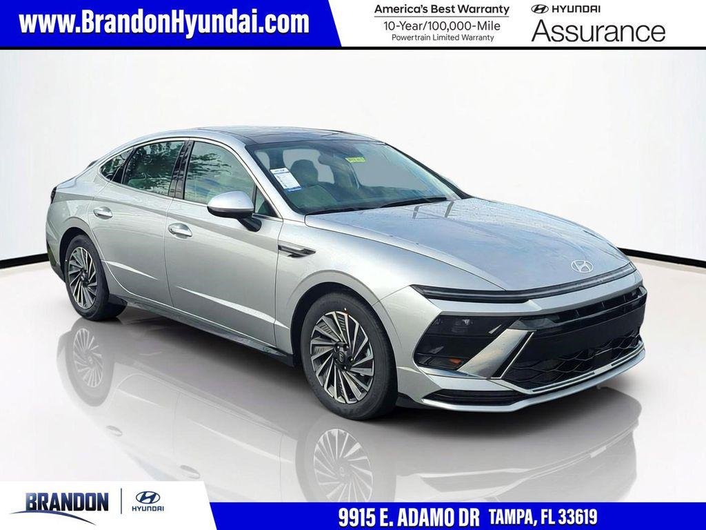 New 2026 Silver Hyundai SEL image 1