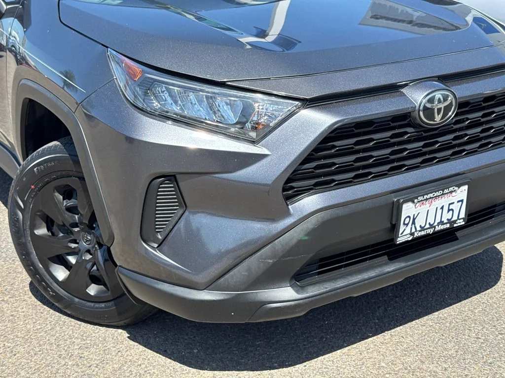 Used 2020 Gray Toyota LE image 6