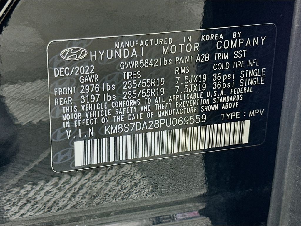 Used 2023 Black Hyundai Limited image 33