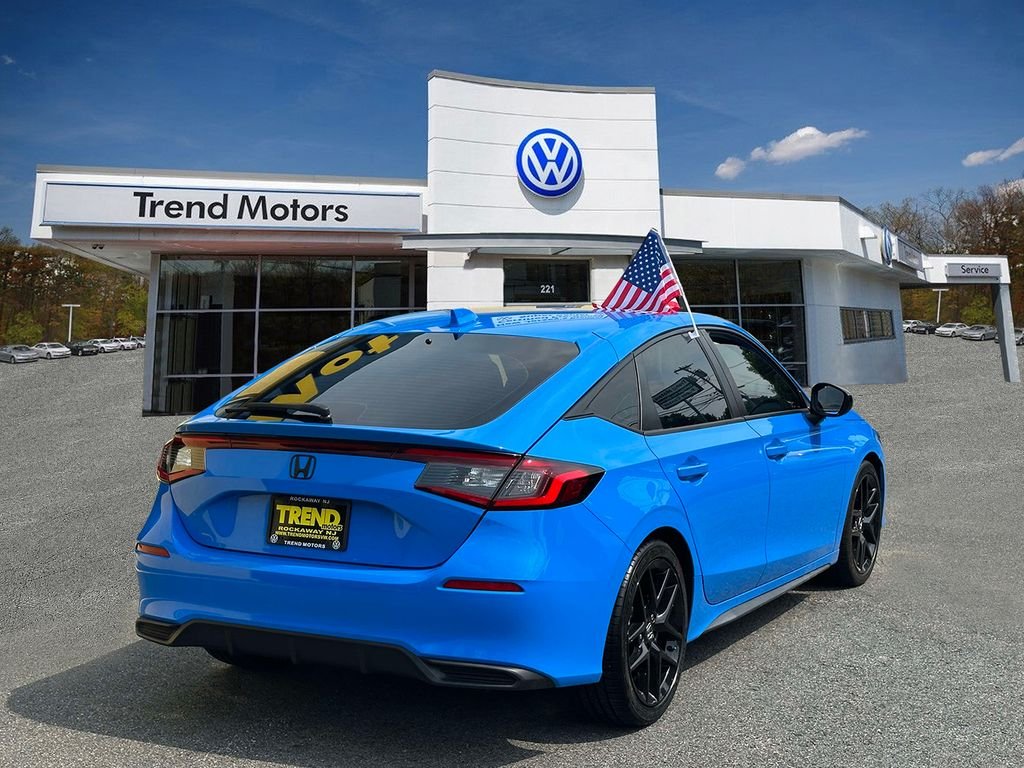 Used 2023  Honda Sport image 6
