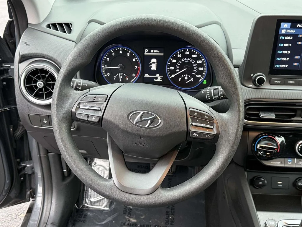 Used 2023 Gray Hyundai SEL image 17
